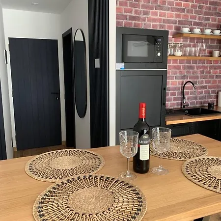 Luxury Diamantes One Bedroom 아파트 *